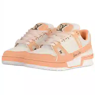 LOUIS VUITTON Trainer logo