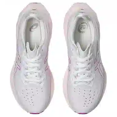 Asics Novablast 4