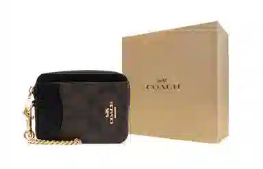 COACH Card Case Logo