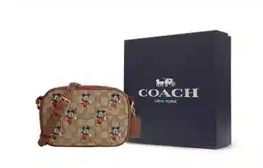 COACH x Disney Jamie 19