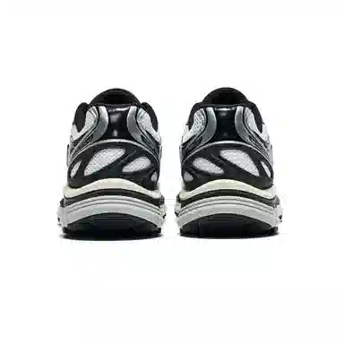 Saucony Kinvara 4 White Black Silver