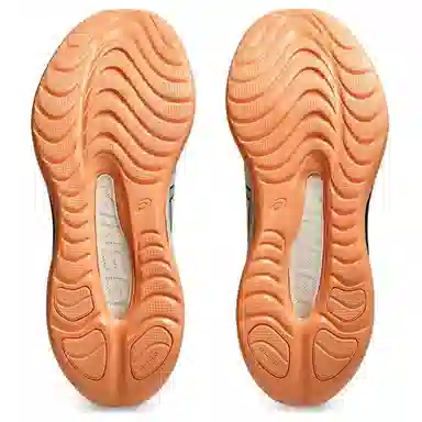 Asics Gel-Kinsei Max Brown