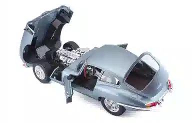 118 Jaguar E-type Coupe