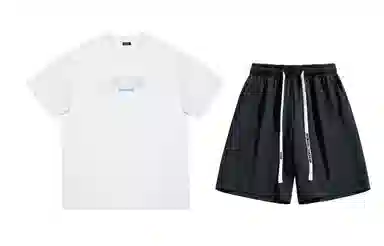 URBAN AUTHENTIC logoT