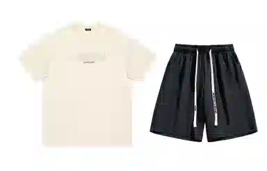 URBAN AUTHENTIC logoT