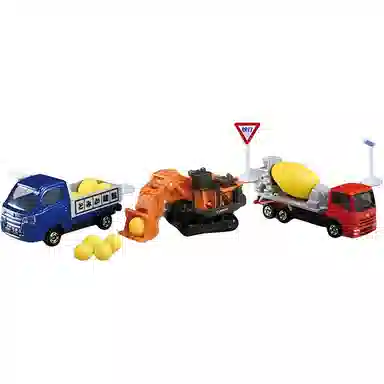 TAKARA TOMY 3