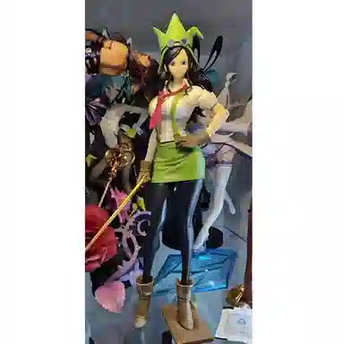 BANPRESTO sweet style pirates a 18cm