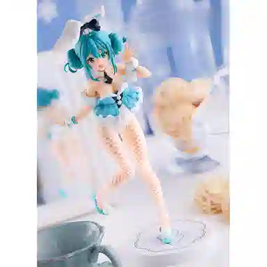 FURYU Hatsune Miku Bicutebunnies White Bunny Girl 28cm
