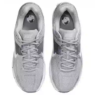 Nike Air Zoom Vomero 5 Silver