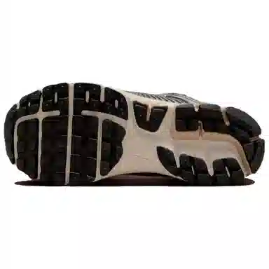 Nike Air Zoom Vomero 5 Brown