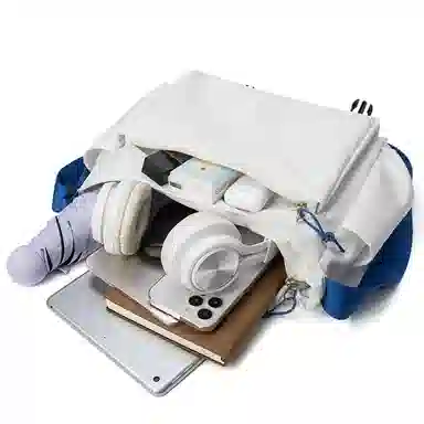 维多利亚旅行者 纯色翻盖开合休闲时尚防泼水 涤纶 邮差包单肩斜挎包 常规 男女同款情侣款 蓝拼白