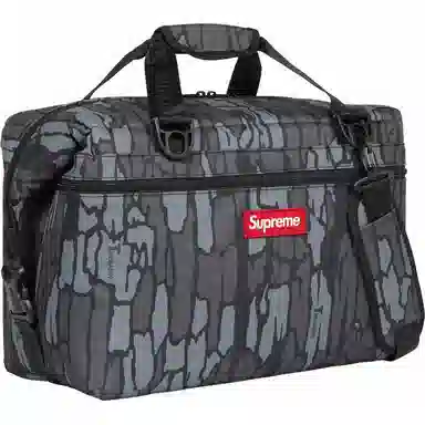 Supreme Logo