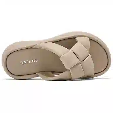 DAPHNE