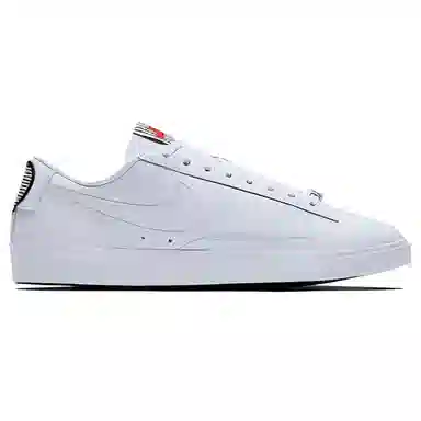 Nike Blazer Low Valentine's Day