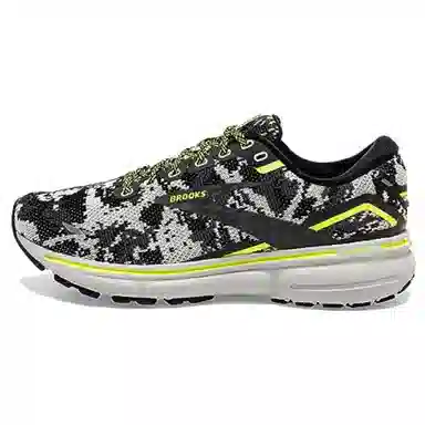 Brooks Ghost 15