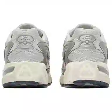 New Balance NB 725 Chaos Pack