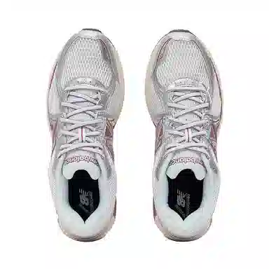 New Balance NB 860 v2 "Northern Lights"