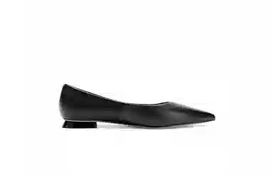 NINE WEST