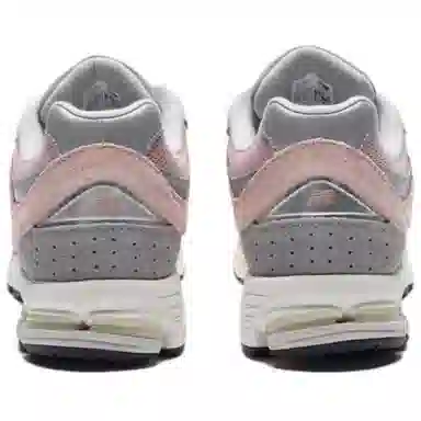 New Balance NB 2002R