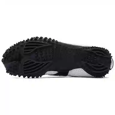 PUMA Mostro Perf