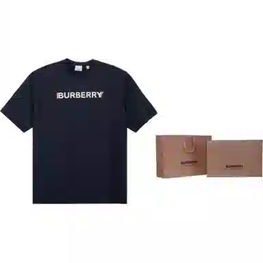 Burberry SS22 LogoT