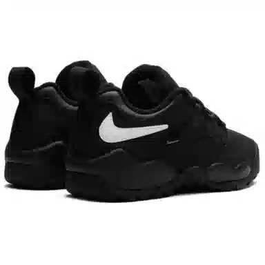 Supreme x Nike SB Darwin Low