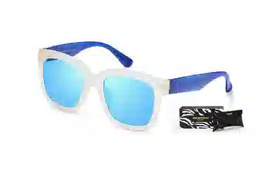 EQUIPMENT ELEGANTTR