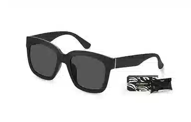 EQUIPMENT ELEGANTTR