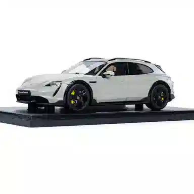 GT SPIRIT 118 Porsche Taycan Turbo S 2022
