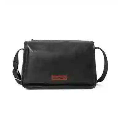 Sharkborough Crossbody Bag Black