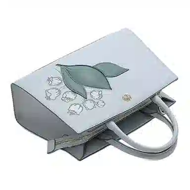 古伊西 铃兰系列新中式大容量手提包 中国风铃兰花刺绣工艺牛剖层皮革高级感大气妈妈包中年斜挎包 中号 女款 云水蓝