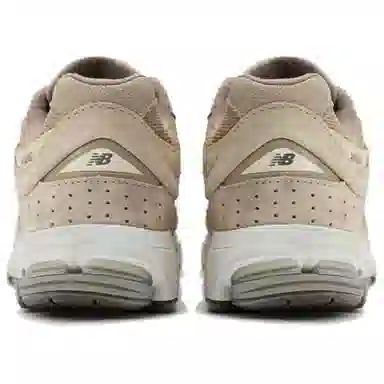 New Balance NB 2002R