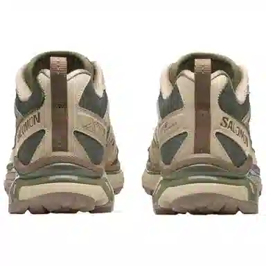 SALOMON XT-6