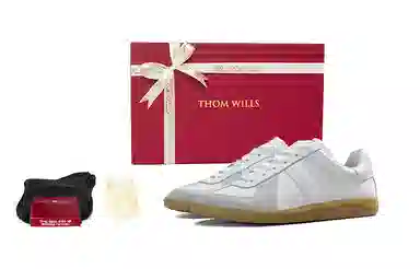 THOM WILLS