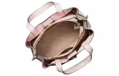 MICHAEL KORS MK Emilia Logo