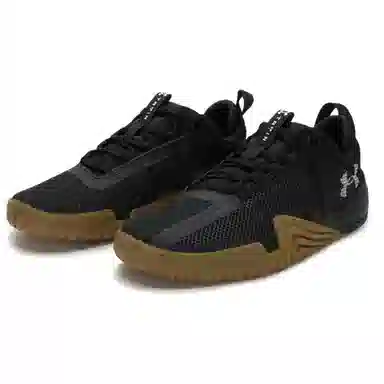 Under Armour UA TriBase Reign 6