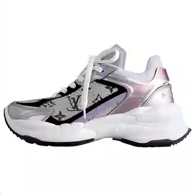 LOUIS VUITTON Run 55