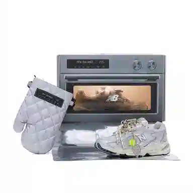 New Balance NB 725 Chaos Pack