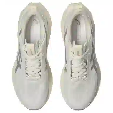 Asics Novablast 4 LE
