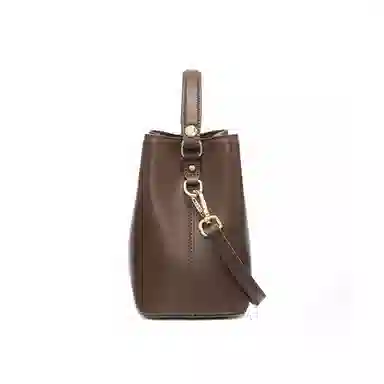 红蜻蜓 精致小众设计平纹高质感锁扣通勤 夏季妈妈包 牛皮 水桶包单肩包手提包斜挎包 常规 女款 米白色