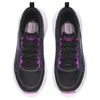 Skechers Max Cushioning