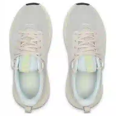 Under Armour Charged Revitalize