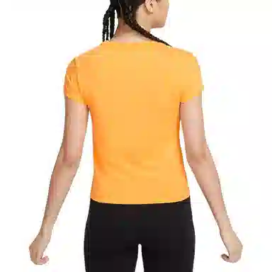 Nike Sportswear Chill Knit logo T