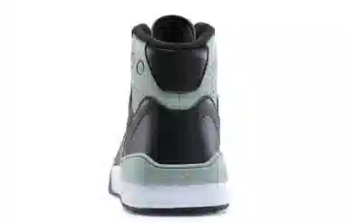 910