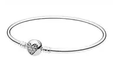 Pandora Moments Winter Heart Bracelet