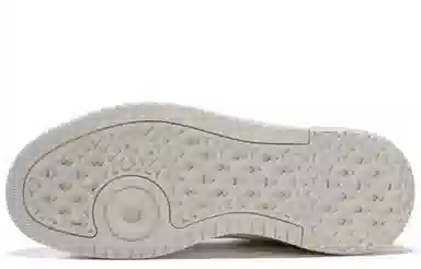 910