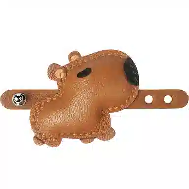 后鸟 卡皮巴拉原创水豚趣味设计可爱手工真皮小众新中式高级感轻奢玩偶玩具汽车吊饰配饰品 羊皮 包包挂件 男女同款情侣款 美拉德