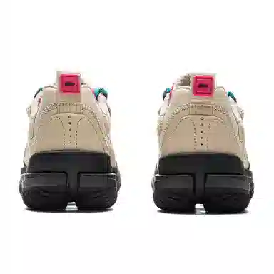 LiNing CF Lite