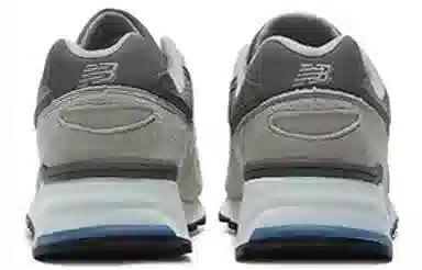 New Balance NB 999