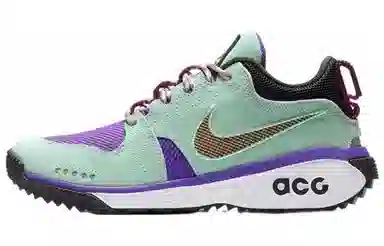 Nike ACG Dog Mountain Green